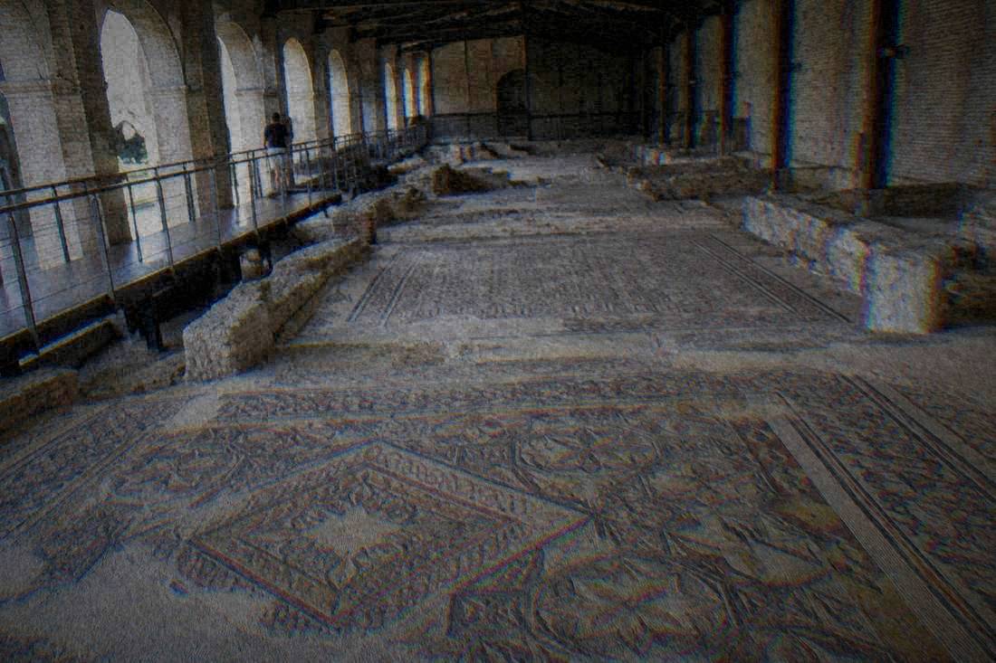 Domus Dei Tappeti Di Pietra in Ravenna, Italy